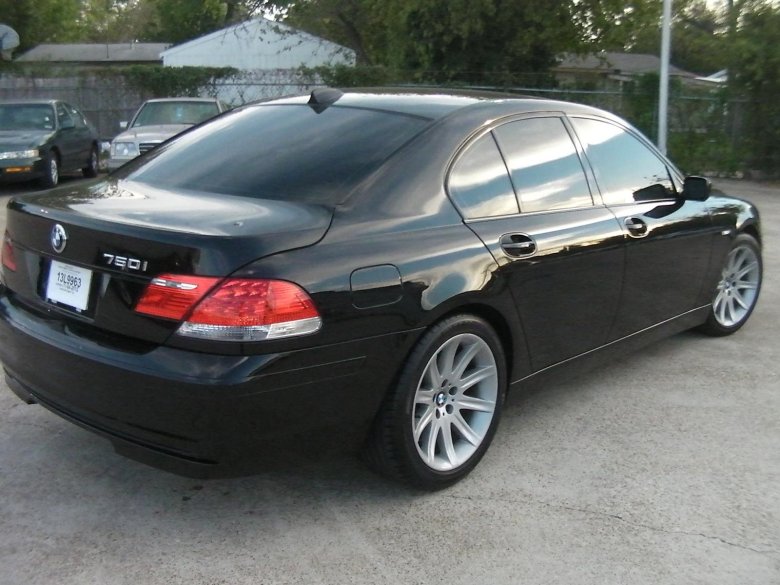 Бмв 750 2006