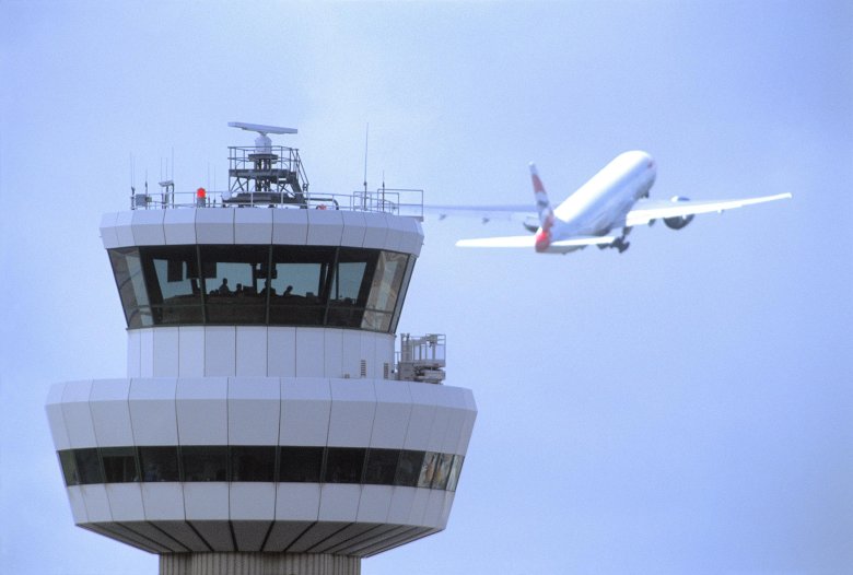 Air traffic control tower