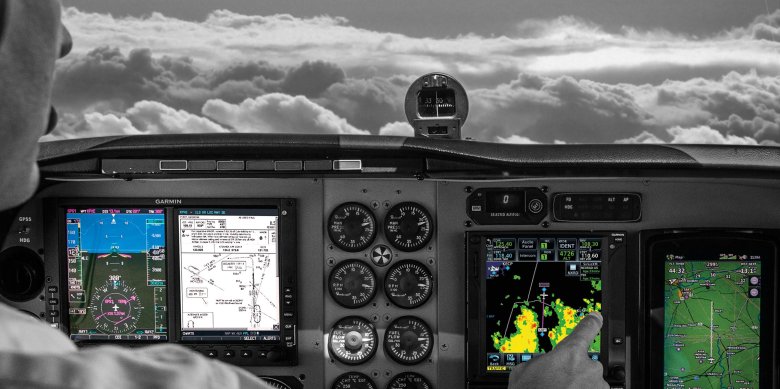 Авиационный garmin 600