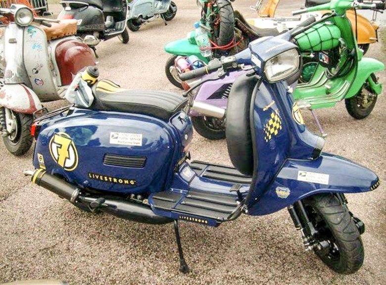 Мотороллер веспа