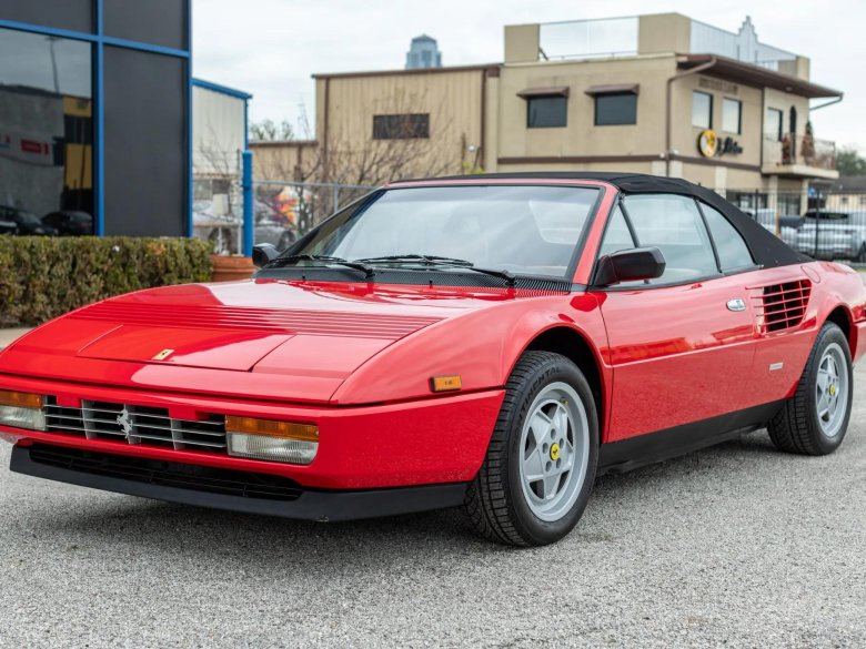 Ferrari mondial cabriolet (1983–1989 г.)