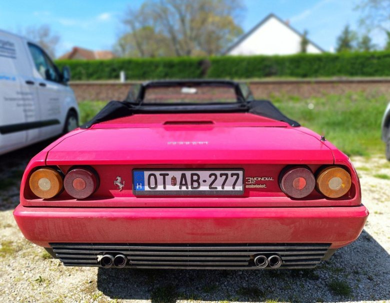 Феррари мондиаль