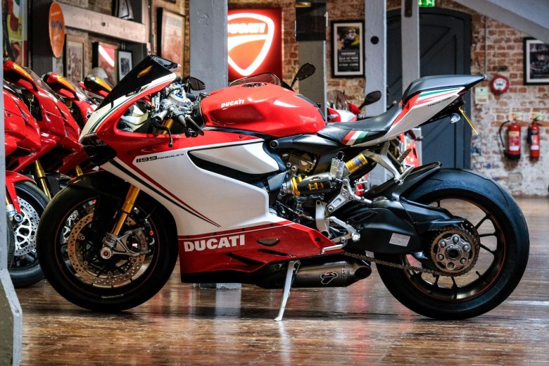 Панигале в4