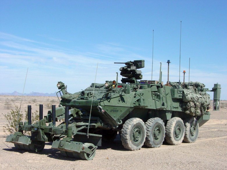 Stryker боевая бронированная машина