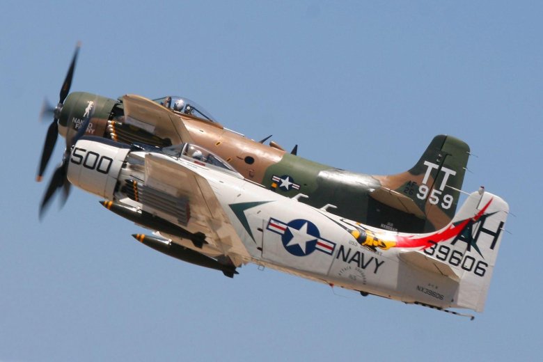 Дуглас а-1 скайрейдер