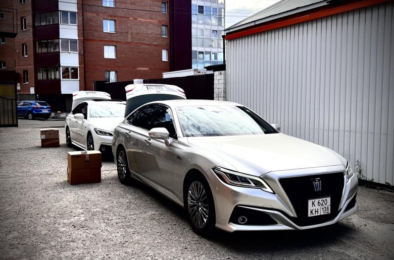 Тойота краун 2022