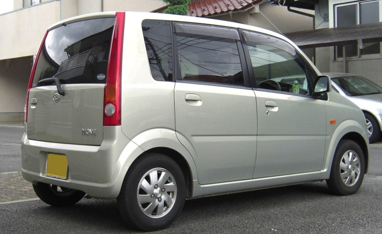 Daihatsu move 2002