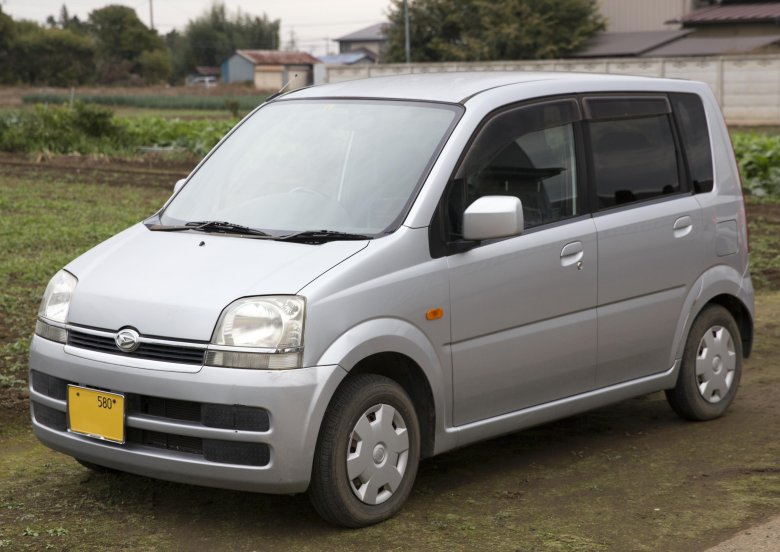 Daihatsu move 2004