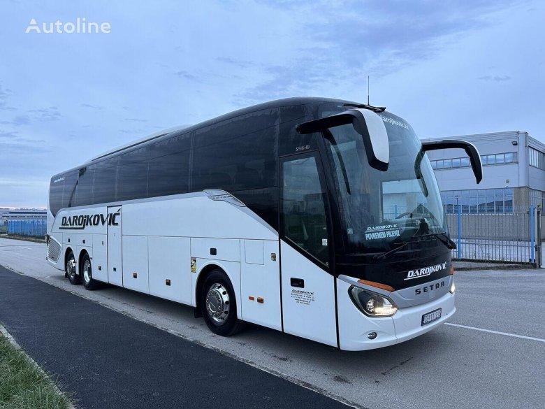 Автобус mercedes benz