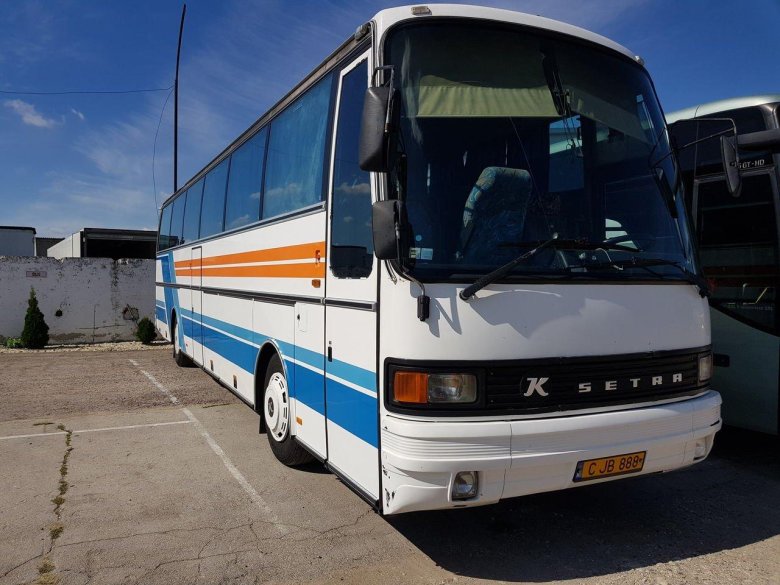 Автобус сетра 215
