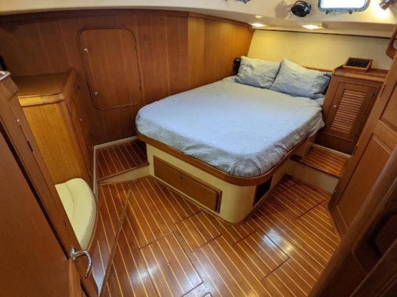 Island packet yachts