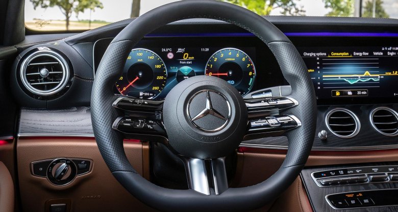 Мерседес е класс 2024