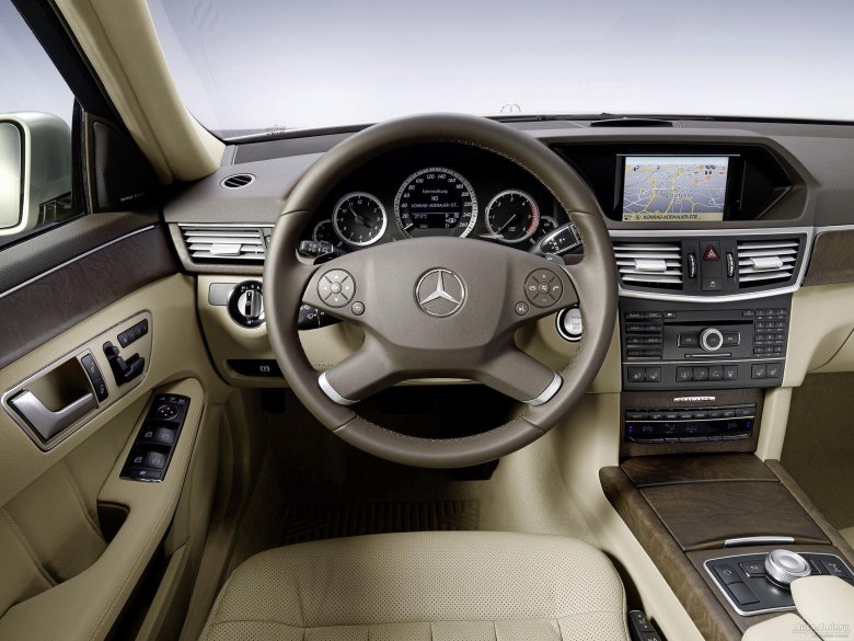 Mercedes benz e class w212