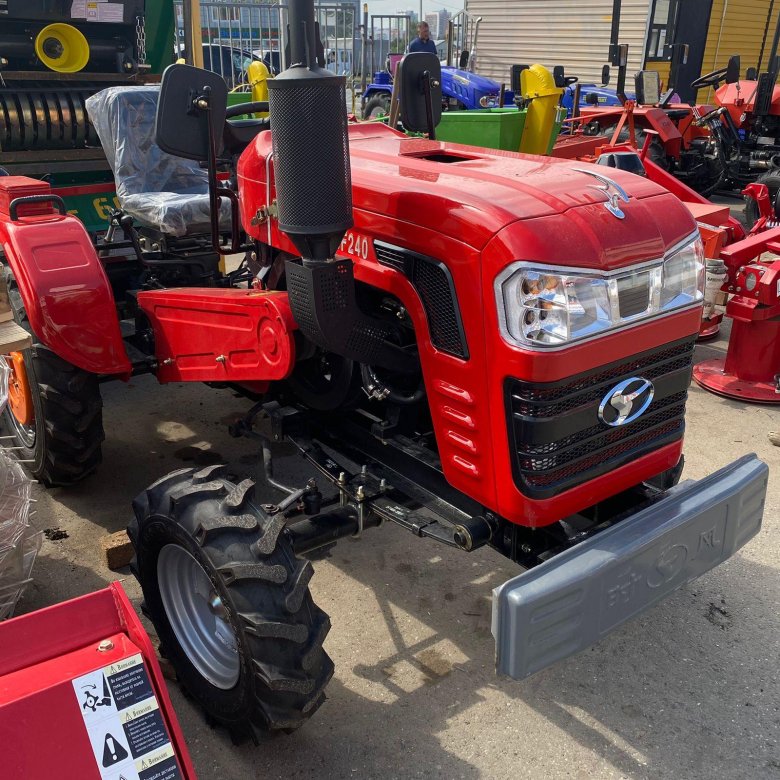 Трактор шифенг 240