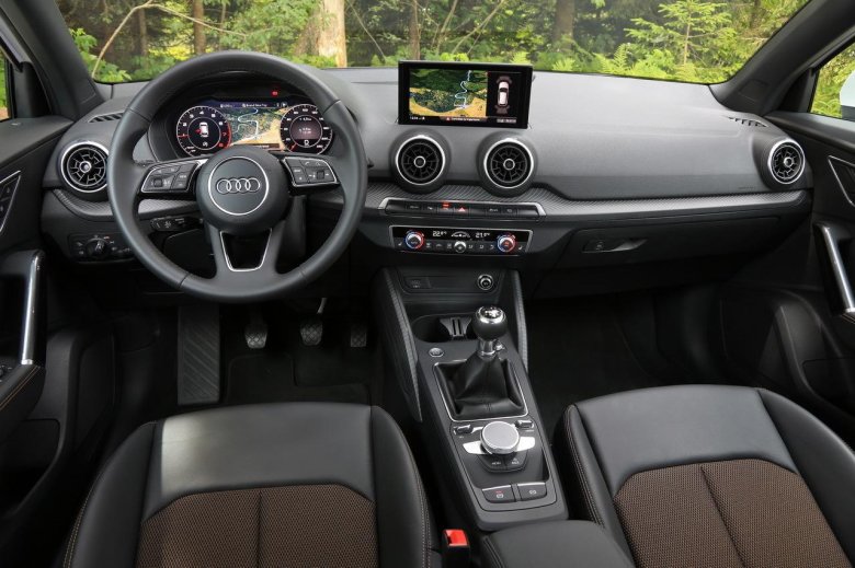 Audi q2 interior
