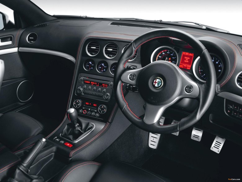 Alfa romeo brera салон