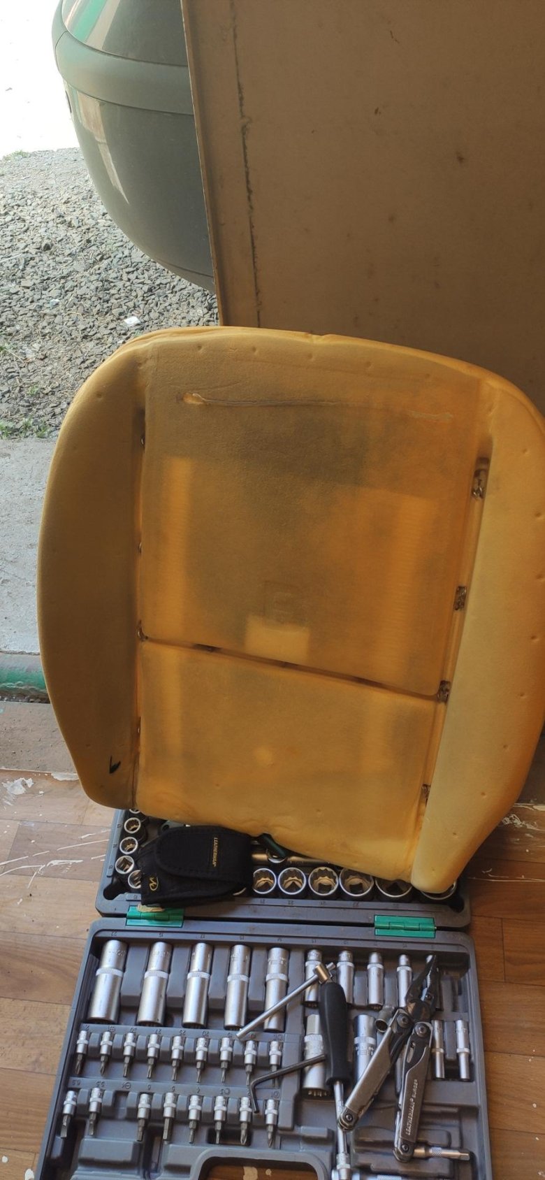 Водительское сиденье