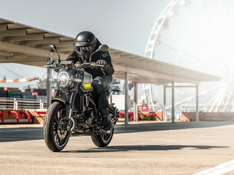 Benelli leoncino 250 size