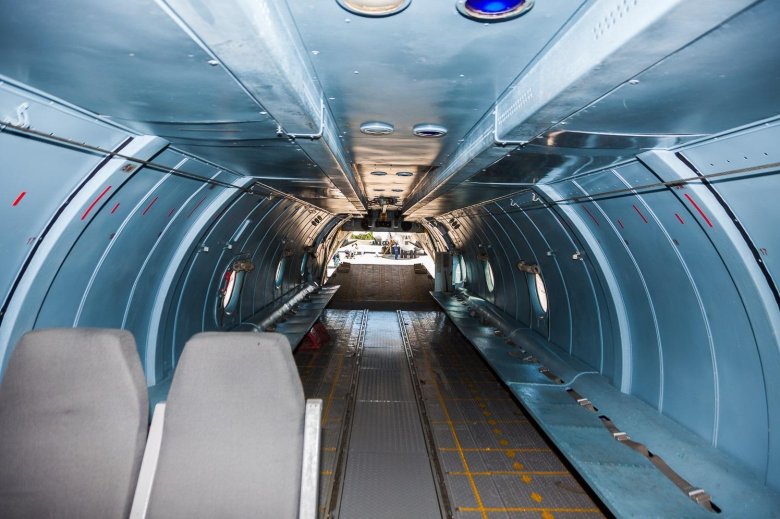 Грузовой салон ан-26