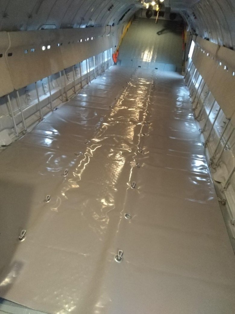 Грузовой отсек ил 76