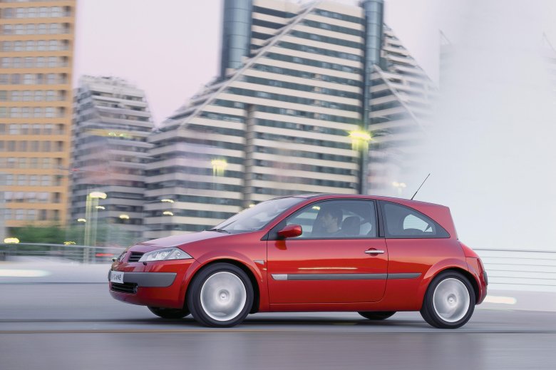 Renault megane 2 хэтчбек