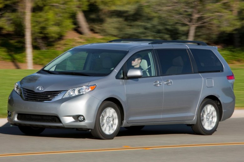 Toyota sienna 2013