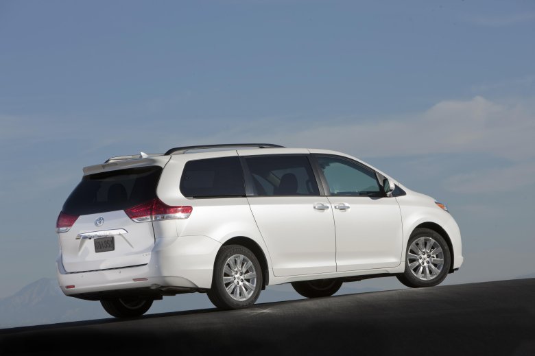 Toyota sienna iii