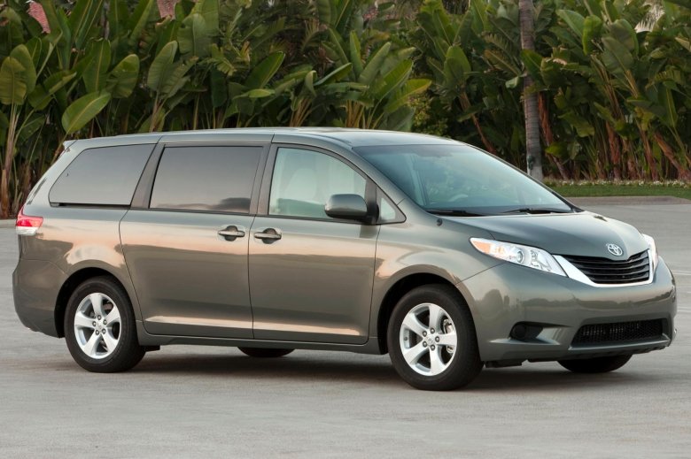 Toyota sienna 2010 2014