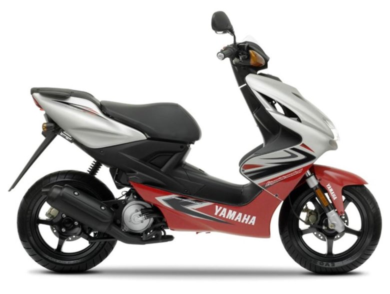 Скутер yamaha aerox