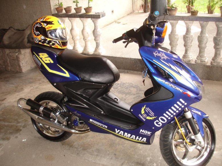 Yamaha aerox valentino rossi