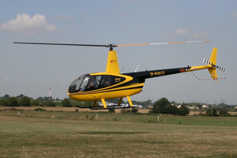 Вертолет r44