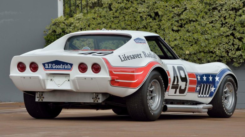 Chevrolet corvette гоночный