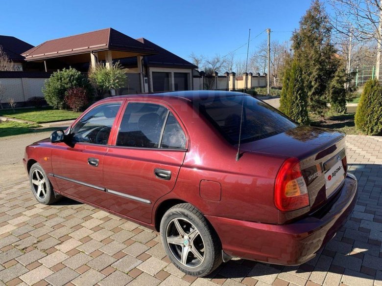 Хендай акцент 2005