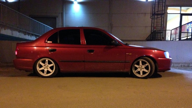 Хендай акцент на 16 дисках