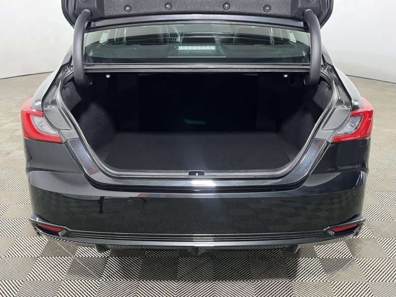 Toyota camry черная