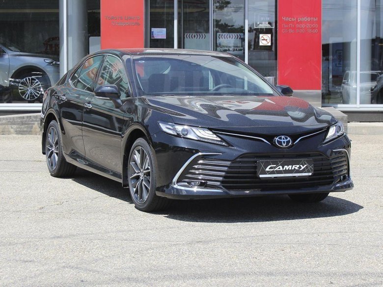 Новая тойота камри