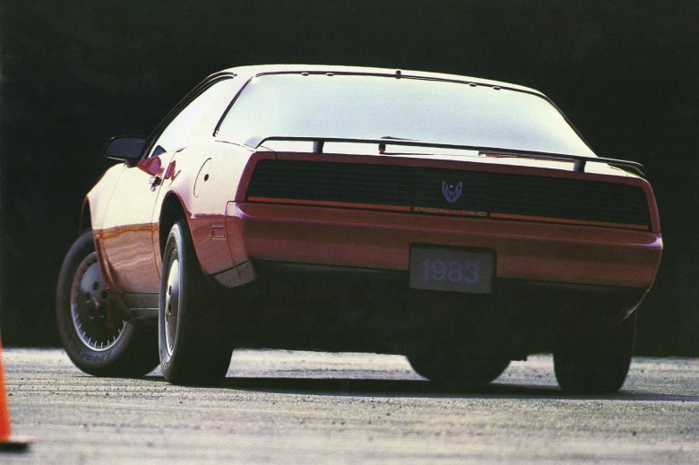 Pontiac firebird 1982