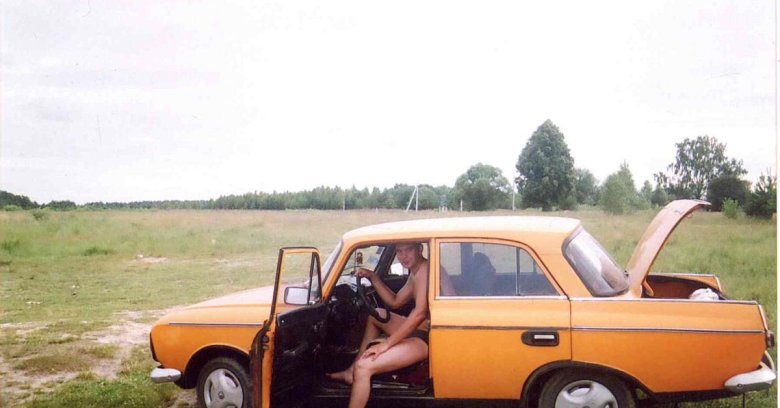 Автомобиль москвич 412