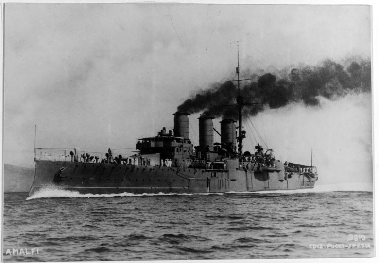 Броненосный крейсер амальфи