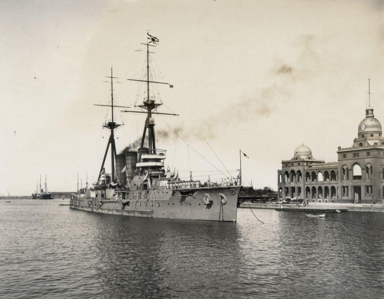 Броненосный крейсер курама