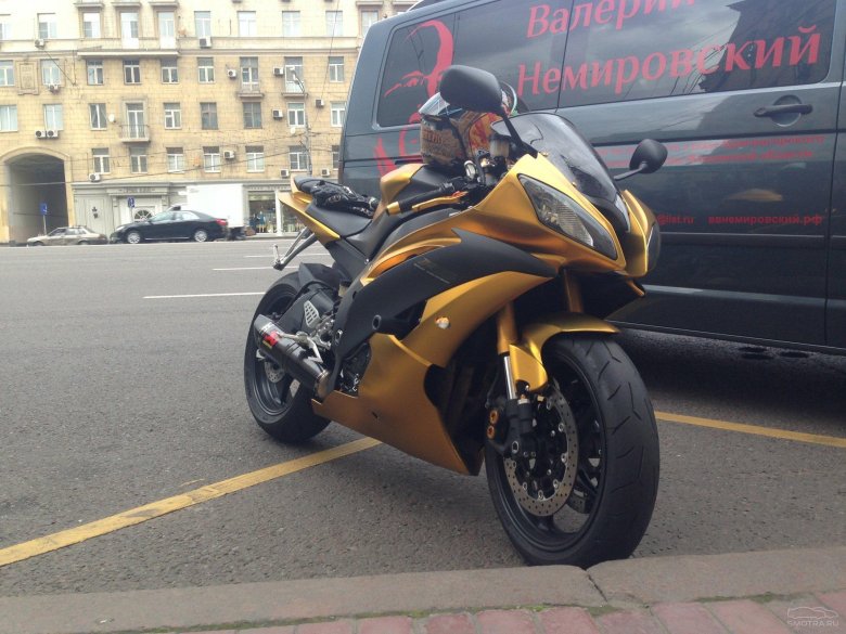 Yamaha r6 золотая