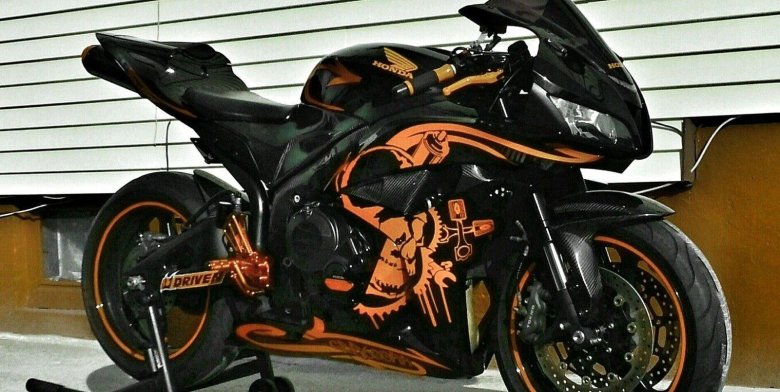 Мотоцикл honda cbr 600 rr черный