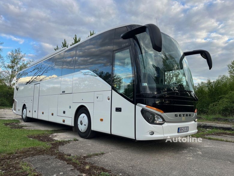 Автобус mercedes benz travego