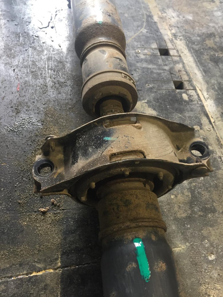 Подвесной подшипник карданного вала ниссан мурано z50