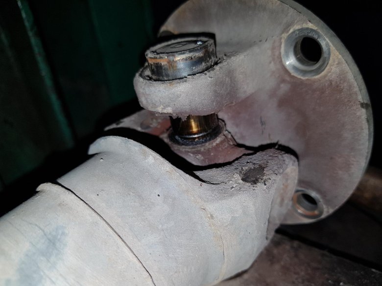 Крестовина карданного вала кашкай j10