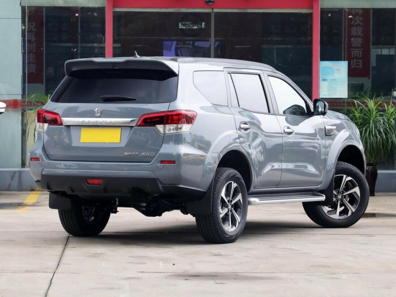 Ниссан паладин 2023