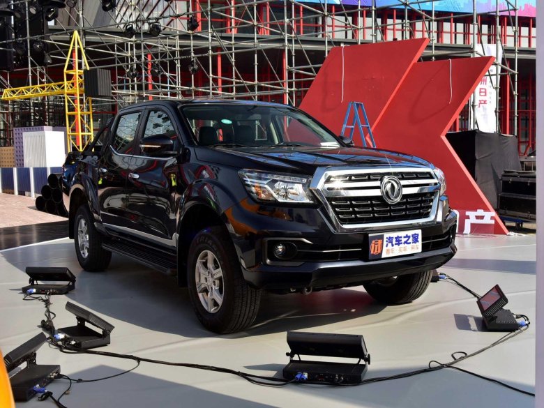 Пикап донг фенг