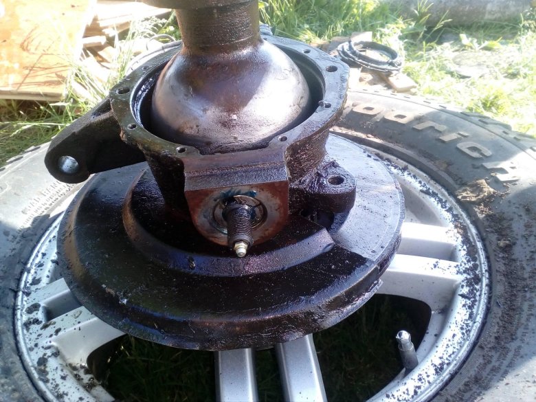 Уаз патриот передний мост шкворня