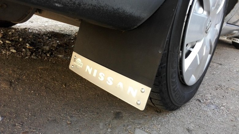 Брызговики ниссан альмера