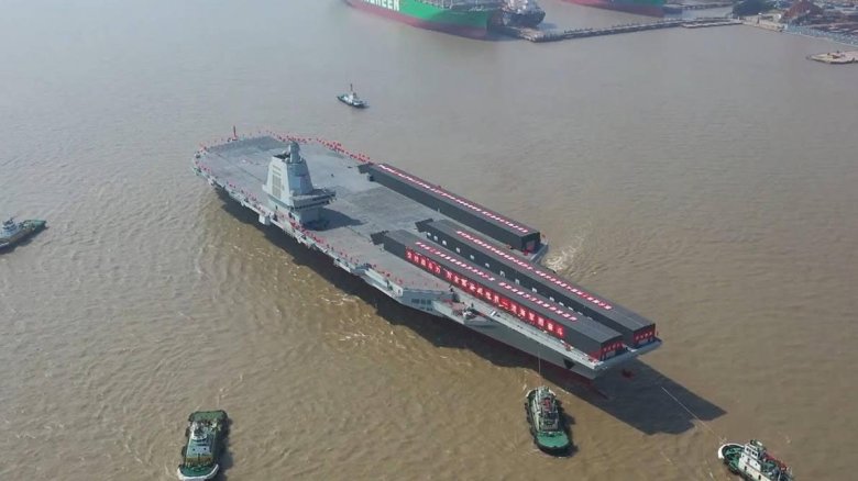 Новый китайский авианосец фуцзянь